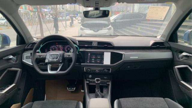 奥迪Q3时尚动感型提车记，精品城市SUV，这价格没买贵吧