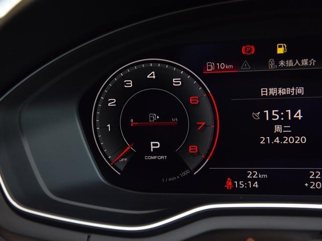 朋友花27.8万提了一台奥迪A4L，对它的性价比很满意