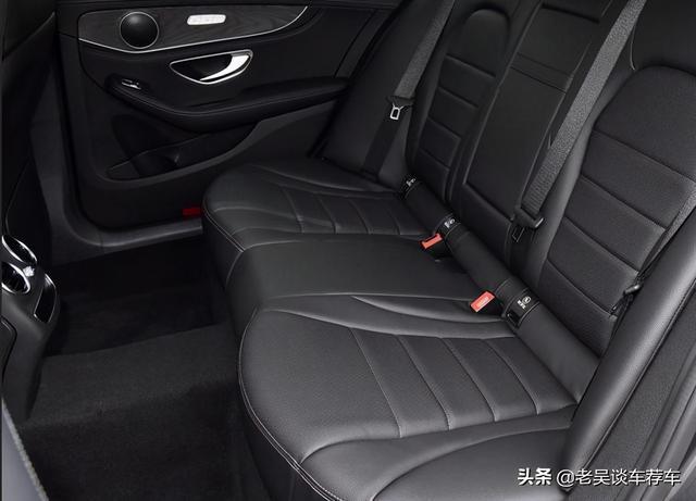先花32万开大众辉昂，35万再开奔驰C级，车主：差距不大