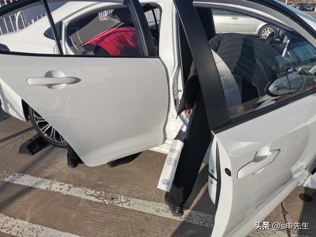 喜提靠谱家用车，丰田新款卡罗拉