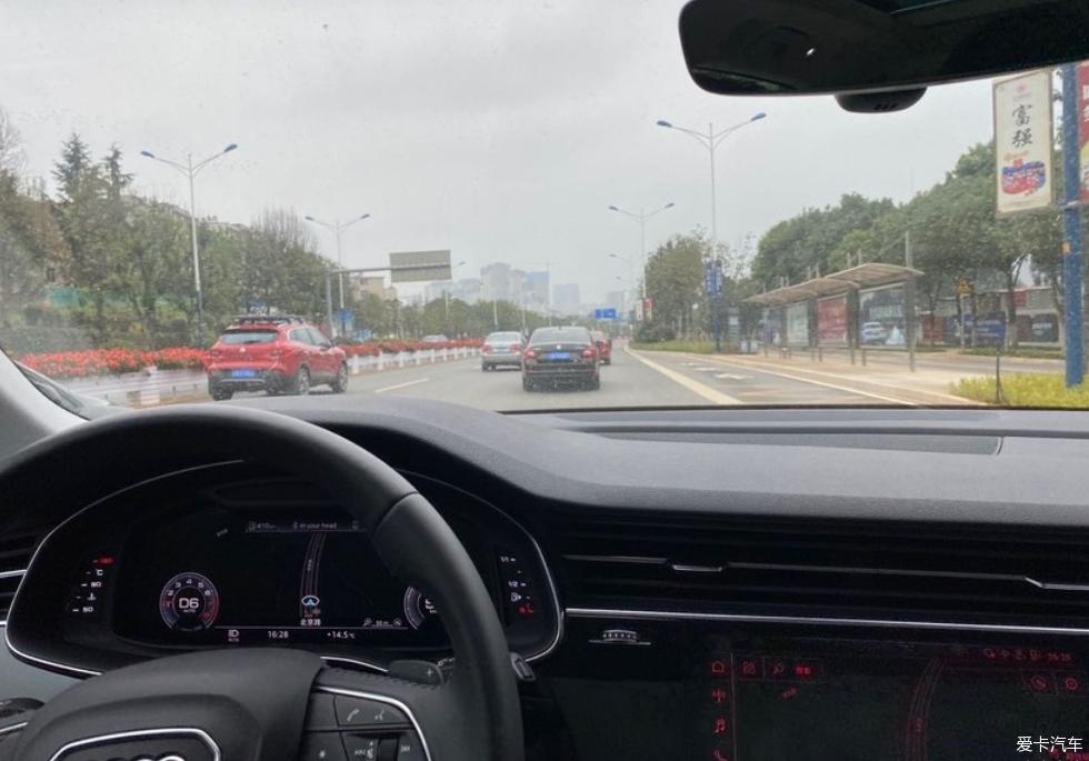 风景提车作业最美风景一直在路上爱上旅行从奥迪q7开始