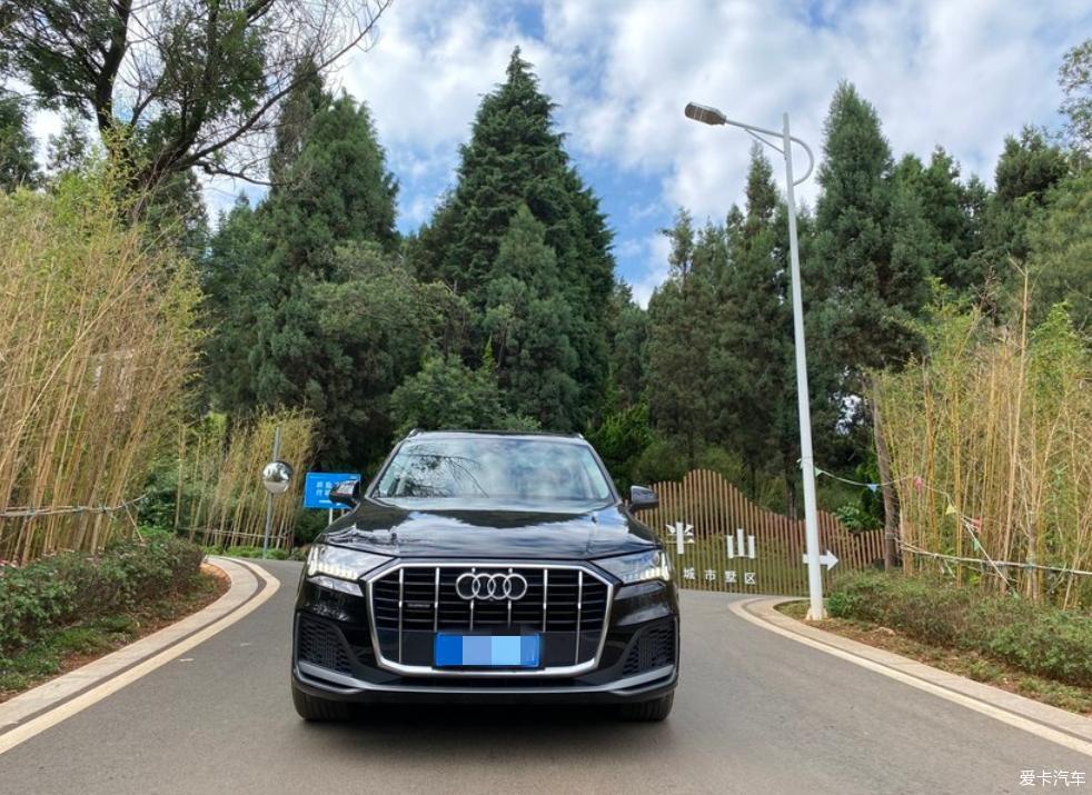 风景提车作业最美风景一直在路上爱上旅行从奥迪q7开始