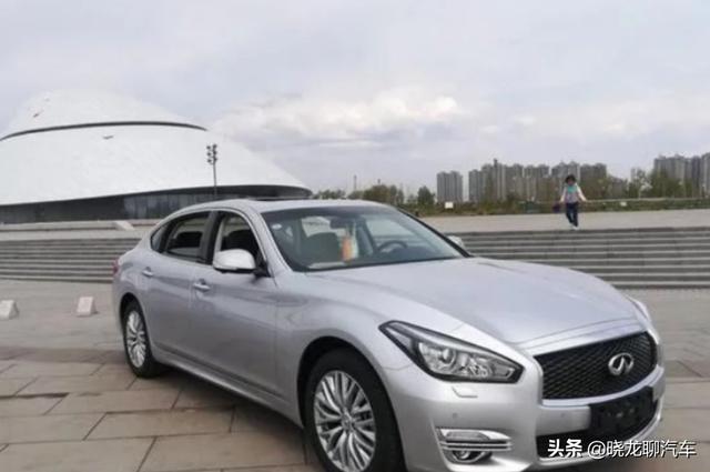 英菲尼迪Q70和奥迪A6L哪个档次高？老司机：对比差距很明显