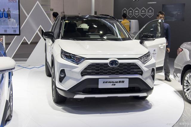 和几位RAV4荣放的车主谈了谈，他们反馈了优缺点，你赞同吗？