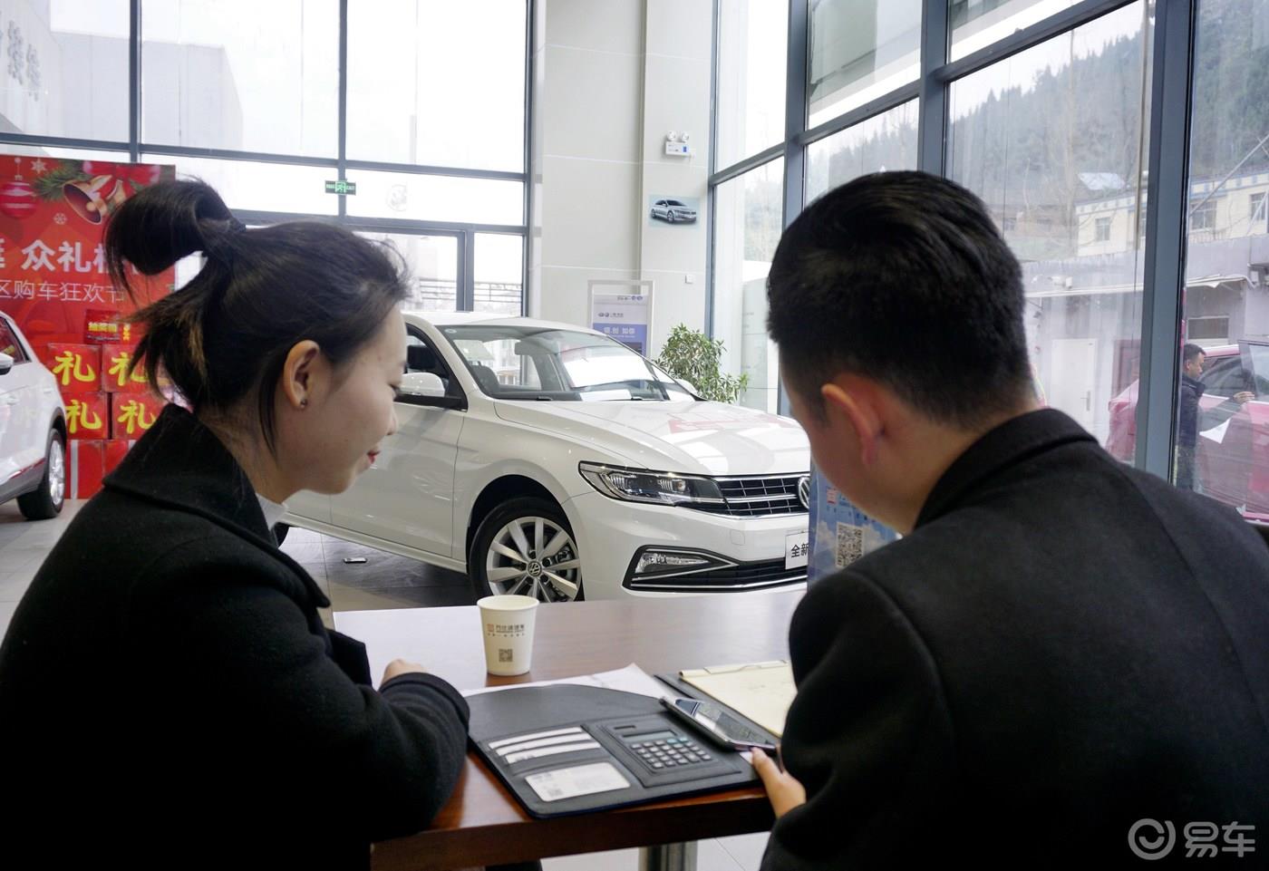 #不负冬日，喜提宝来#幸福憧憬 喜迎宝来---白皙表妹提车记。