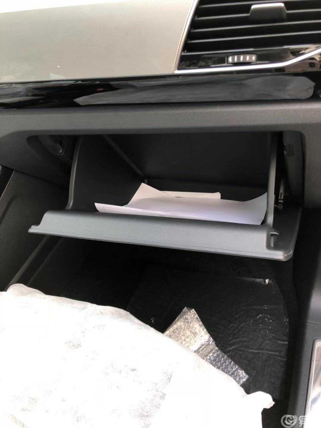 提车作业探岳330TSI