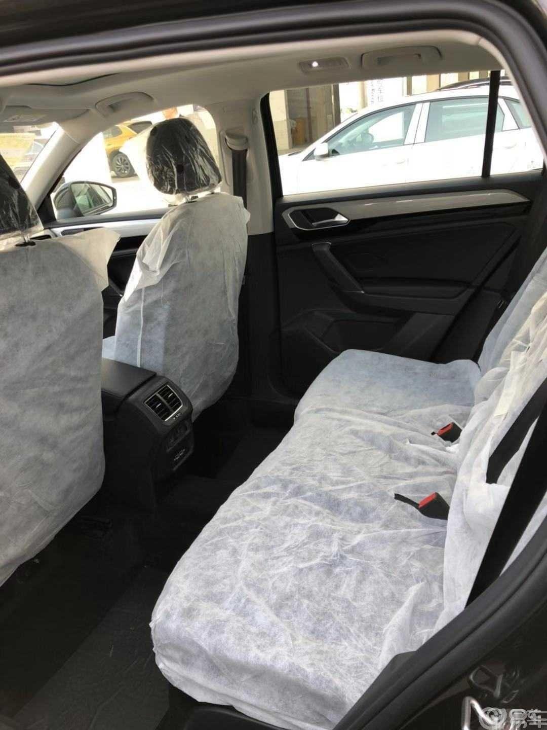 提车作业探岳330TSI