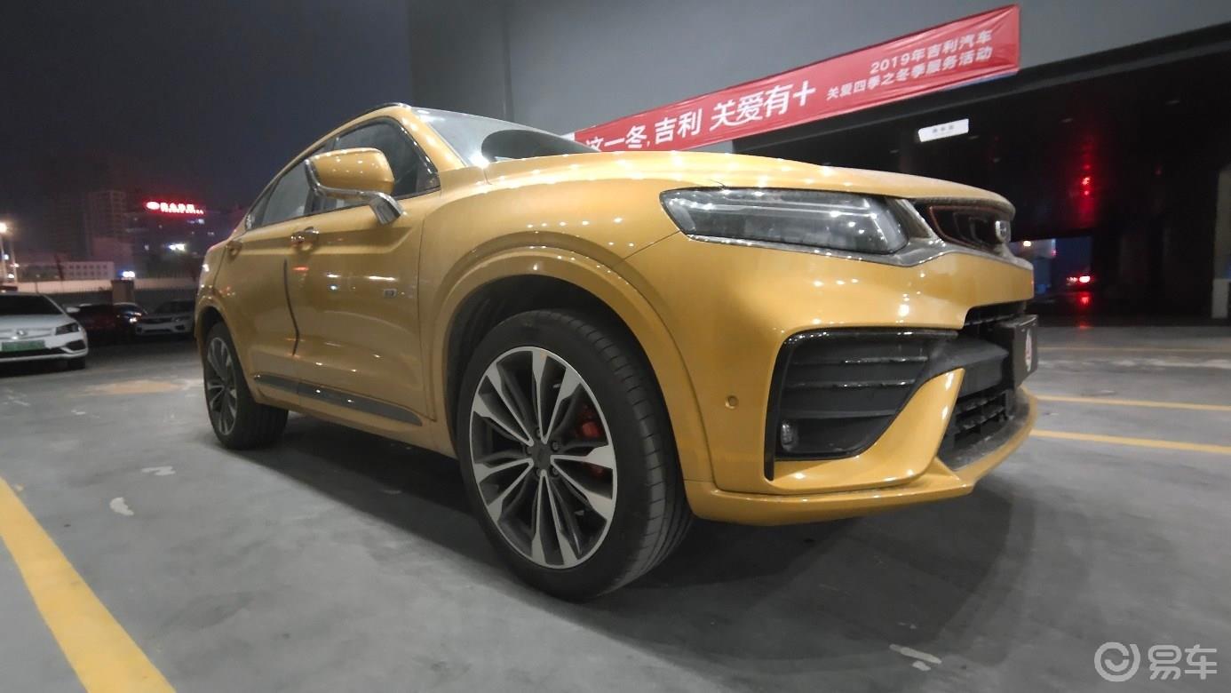 【元旦快乐】爱车保养，好友相聚便是快乐。