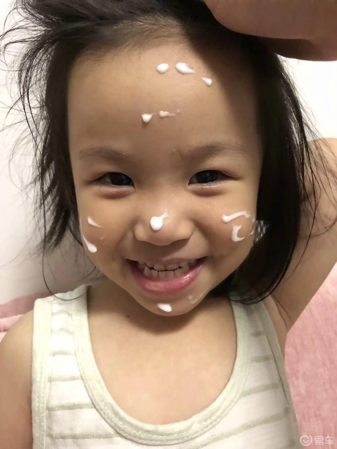 【萌娃当车模】愿时光能缓，愿晴安如常--小胖成长纪念册