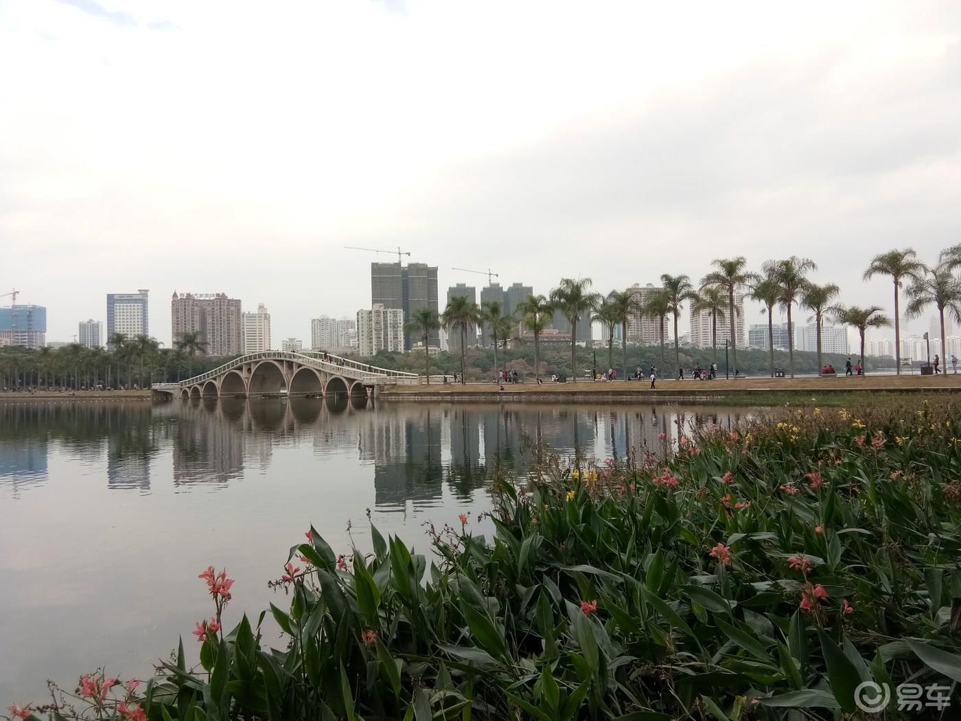 周末携手我的小情人一起游荡南湖公园