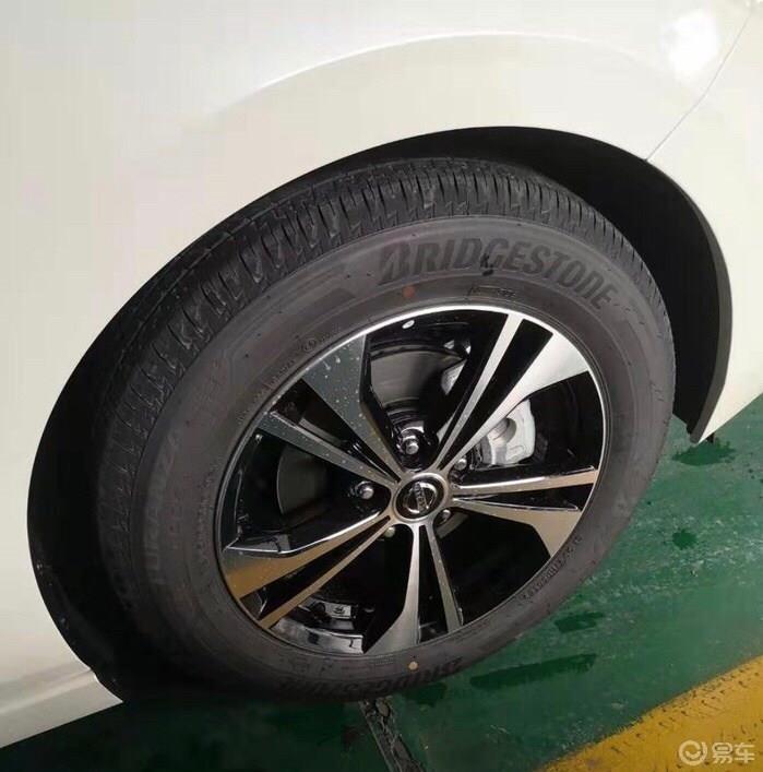 第十四代轩逸提车作业