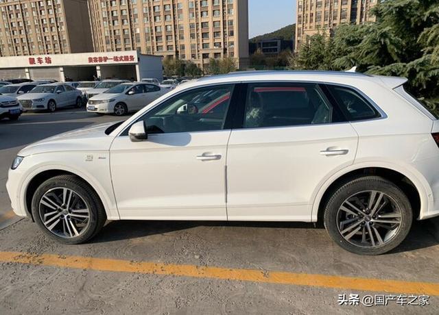 20款奥迪Q5L尊享运动版提车，车主：价格有点香
