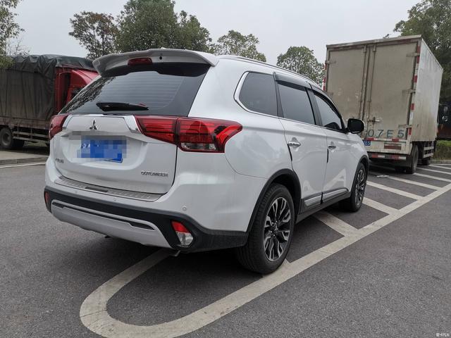 落地不到20万，性价比超CR-V、奇骏，欧蓝德2.4L提车