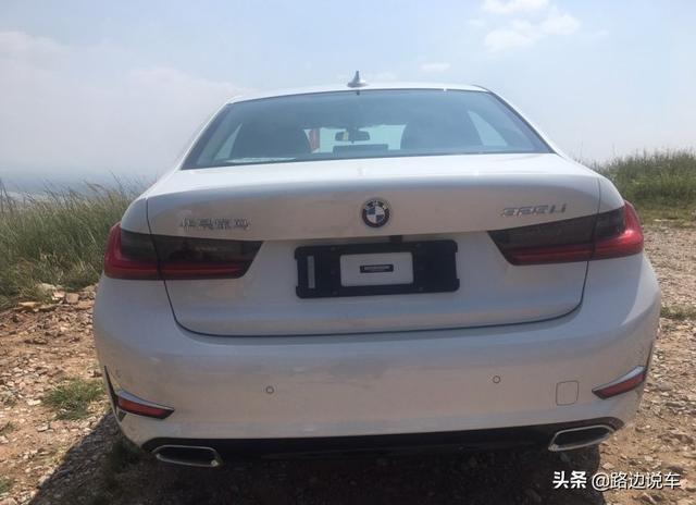 放弃奔驰C级，落地36万提宝马325Li，车主：对比后差距很明显