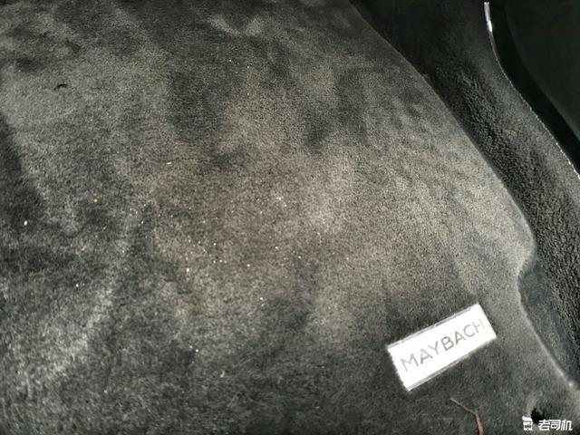曾经的王，能有几辆车比这豪华？Maybach细节分享