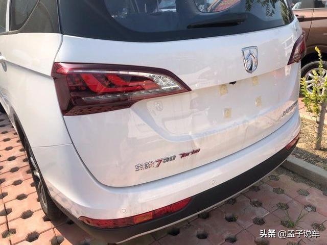 落地11万喜提宝骏730，用车2000公里，车主：空间可媲美别克GL8