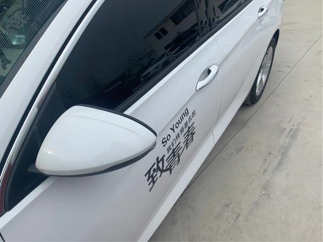 君威已经5个月了