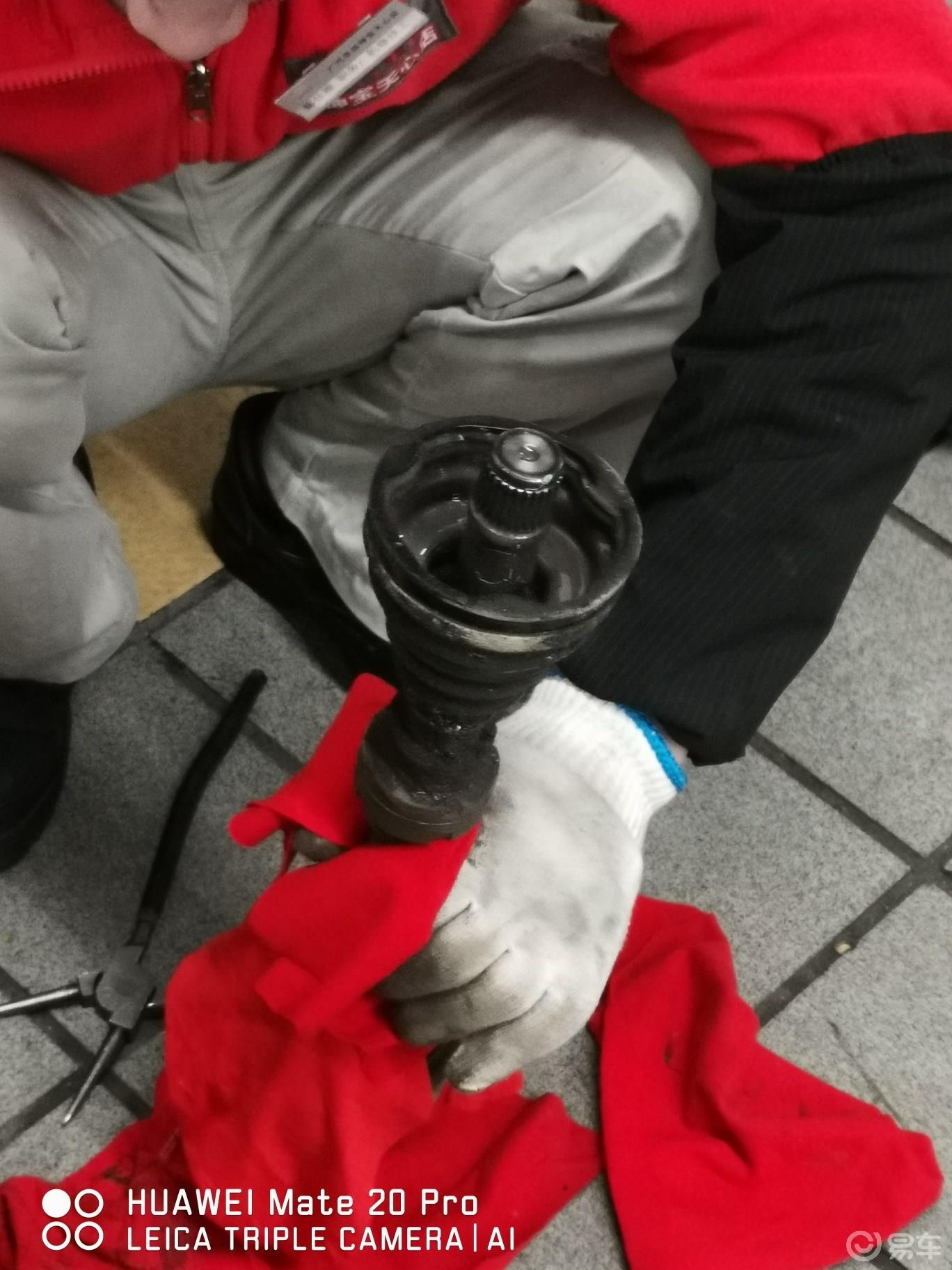 凯美瑞前轮半轴防尘罩更换作业