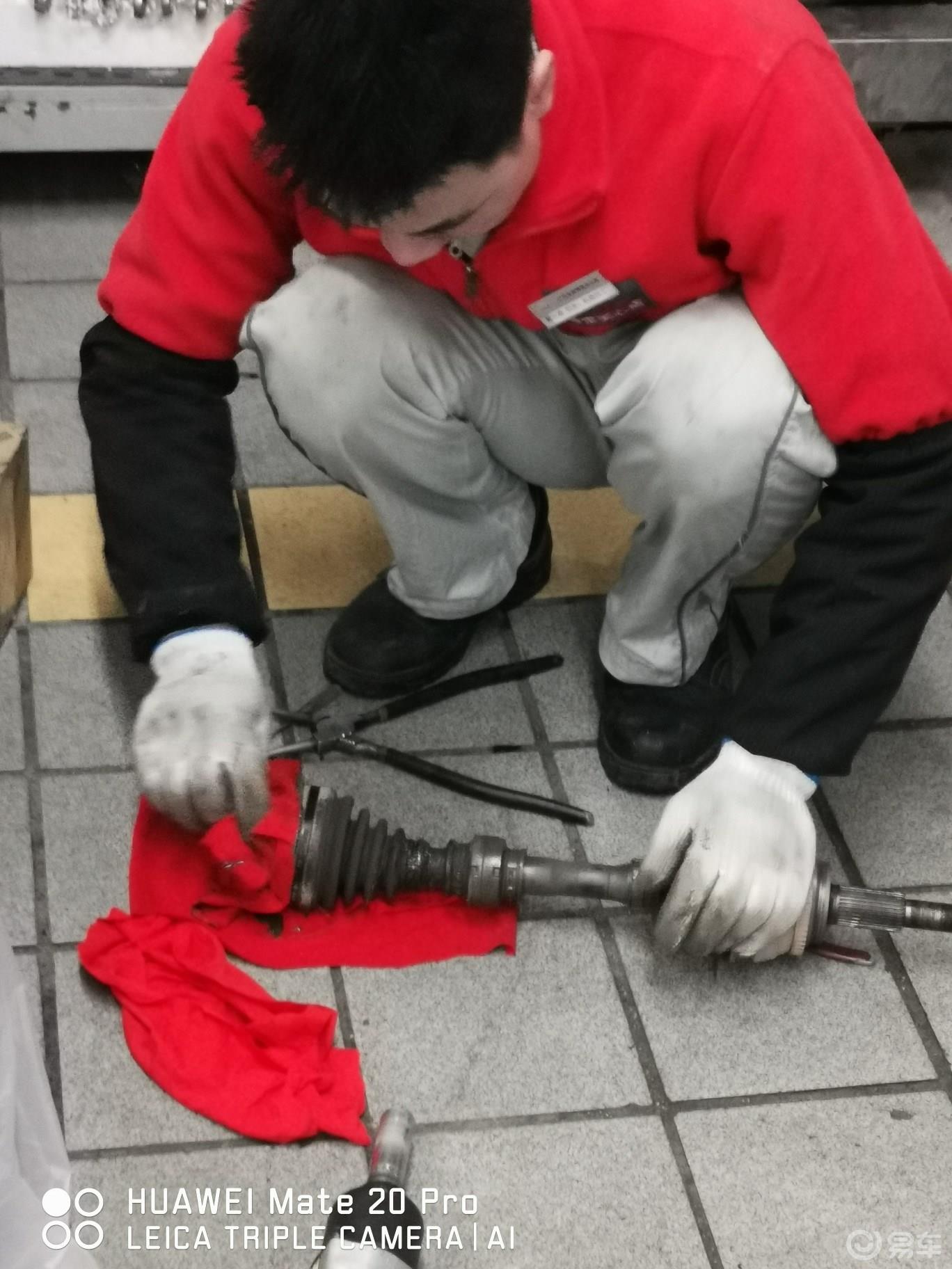 凯美瑞前轮半轴防尘罩更换作业