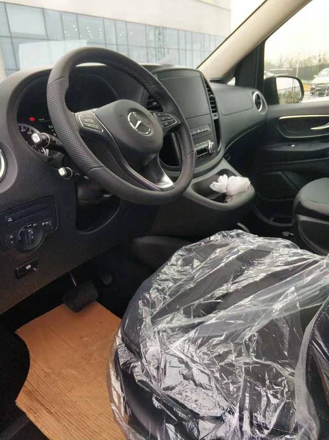 三十多万买丐版奔驰威霆还是GL8？(提车记)