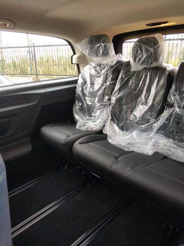 三十多万买丐版奔驰威霆还是GL8？(提车记)