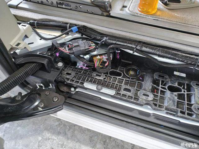 电尾门、电动座椅，别克GL8 ES提车+功能升级作业
