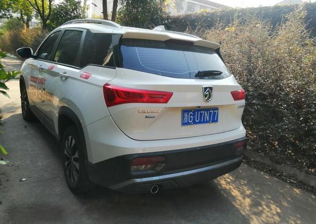 不到8万提了一辆全球车，6个VIP座位，出自大厂，还是外交官座驾