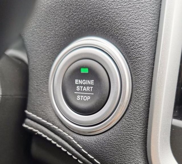 五系的七座车，它到底香不香呢