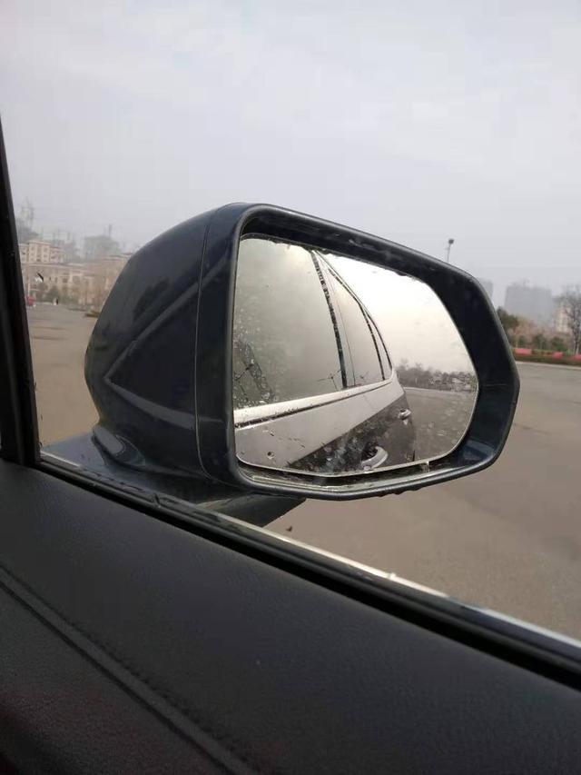 别克昂科旗，集科技与豪华于一体
