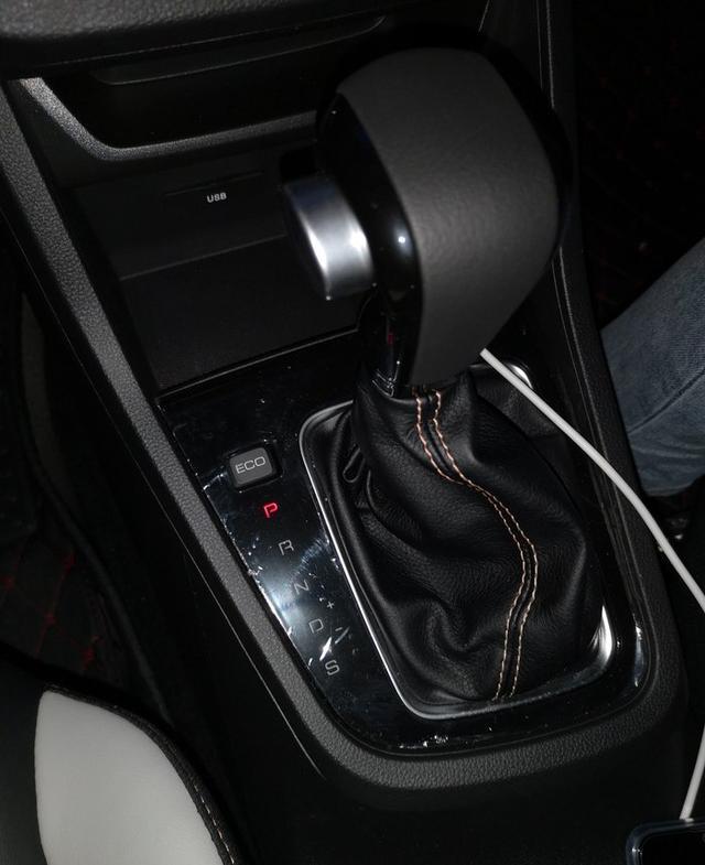 跑2000公里的宝骏360CVT，80码巡航油耗仅4.9L，车主谈了一堆感受