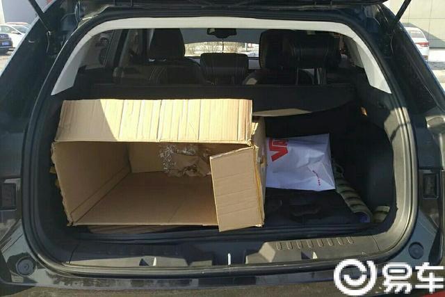 车主：哈弗H6空间宽敞，外观霸气，现在国产车的品质越做越好了