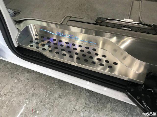 电尾门、电动座椅，别克GL8 ES提车+功能升级作业
