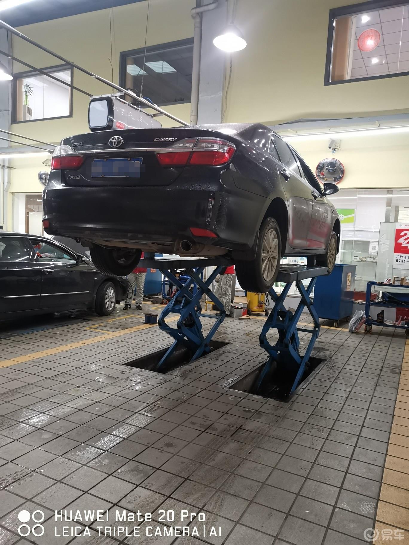 凯美瑞前轮半轴防尘罩更换作业