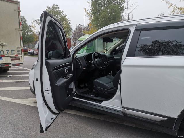 落地不到20万，性价比超CR-V、奇骏，欧蓝德2.4L提车
