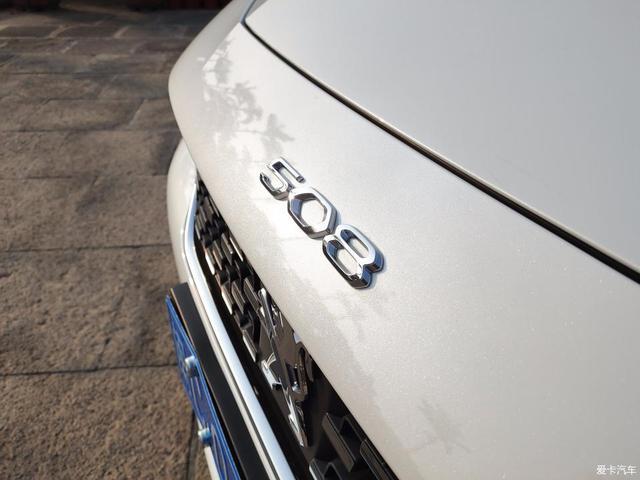 1.6T+6AT，16万提车标致508L，车主：比速腾香多了
