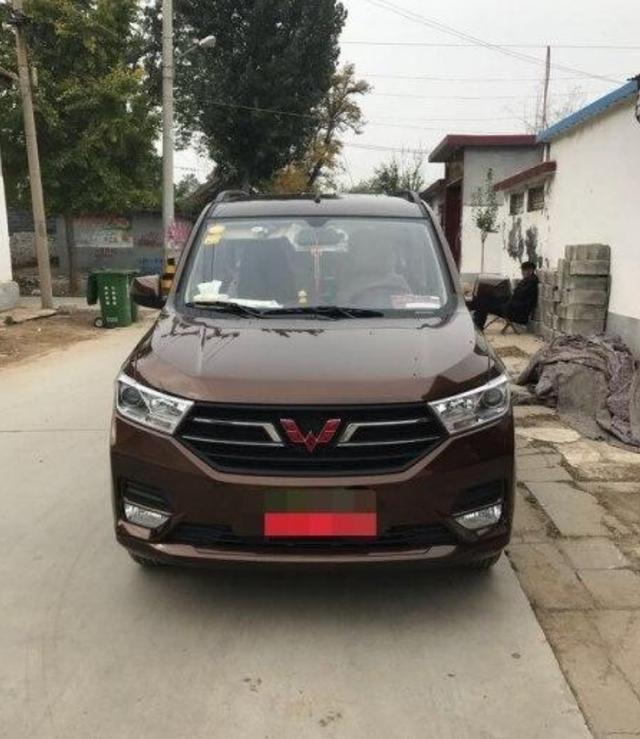 实用至上主义：五菱宏光S的正确打开方式，一个90后的购车心得