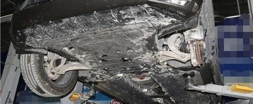 沃尔沃XC60和丰田汉兰达怎么选？拆开底盘，车主：想把车换了