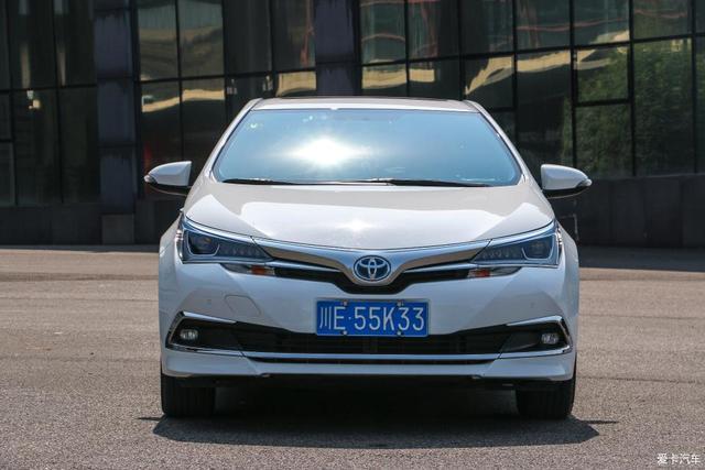 百公里油耗4.5L，卡罗拉双擎提车10个月分享，家用适合吗