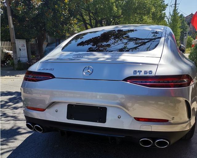 銥银色奔驰GT50提车、用车作业，车主：看我内饰就知道值多钱