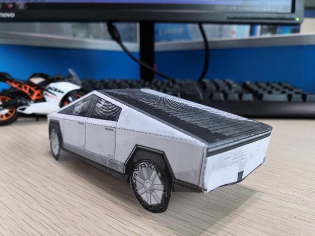 大陆首辆特斯拉Cybertruck提车