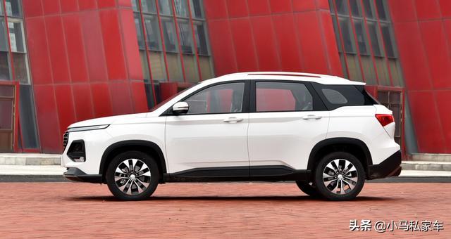 大6座SUV，1.5T+CVT，这款自驾游“神器”8万不到，了解一下？