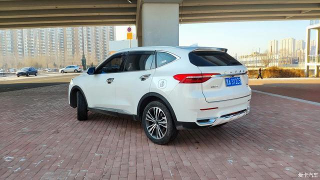 被外观吸引，哈弗F7 2.0T四驱i悦版提车，车主眼中的F7啥样？
