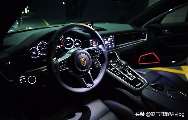 Panamera的哑灰，提车作业在此浅谈。