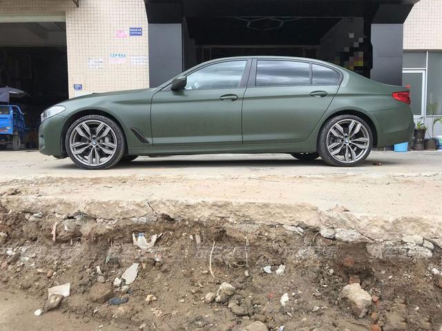 宝马528Li G38提车一年改装总结 全车陶瓷军绿改色