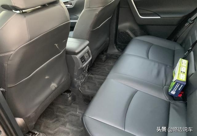 放弃本田CRV，23万买了全新丰田RAV4荣放，修车师傅：你很懂车
