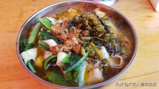 从保定提车到成都第一次开依维柯自动挡，体验怎么样