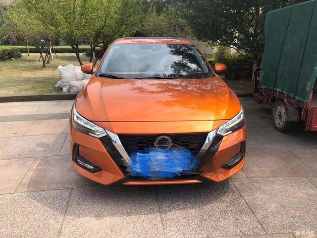 落地15万，新轩逸提车作业分享，车主：最满意动力和外观