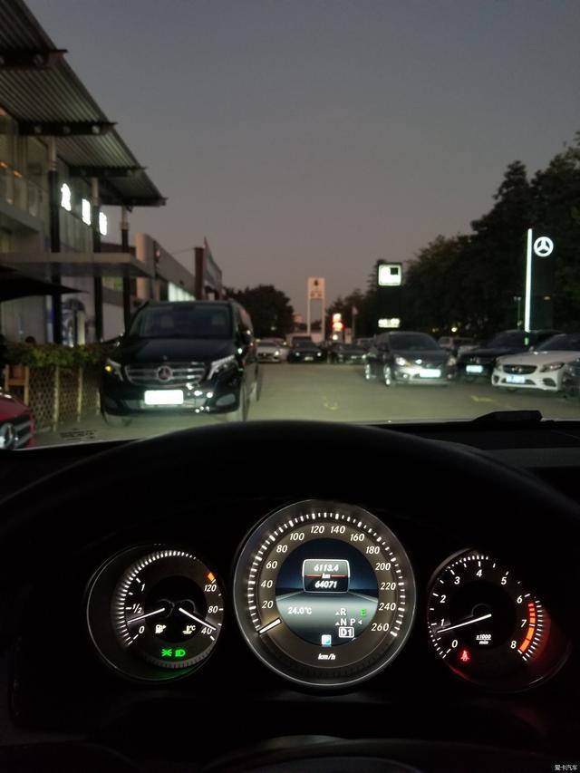 没有大毛病，5年开了64000公里，奔驰E260L用车心得分享