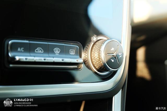 大灯起雾、发动机噪音大，领克01提车2年，分享下用车感受
