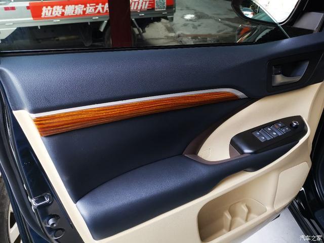 汉兰达2.0两驱七座精英版提车，这个大个子还不错